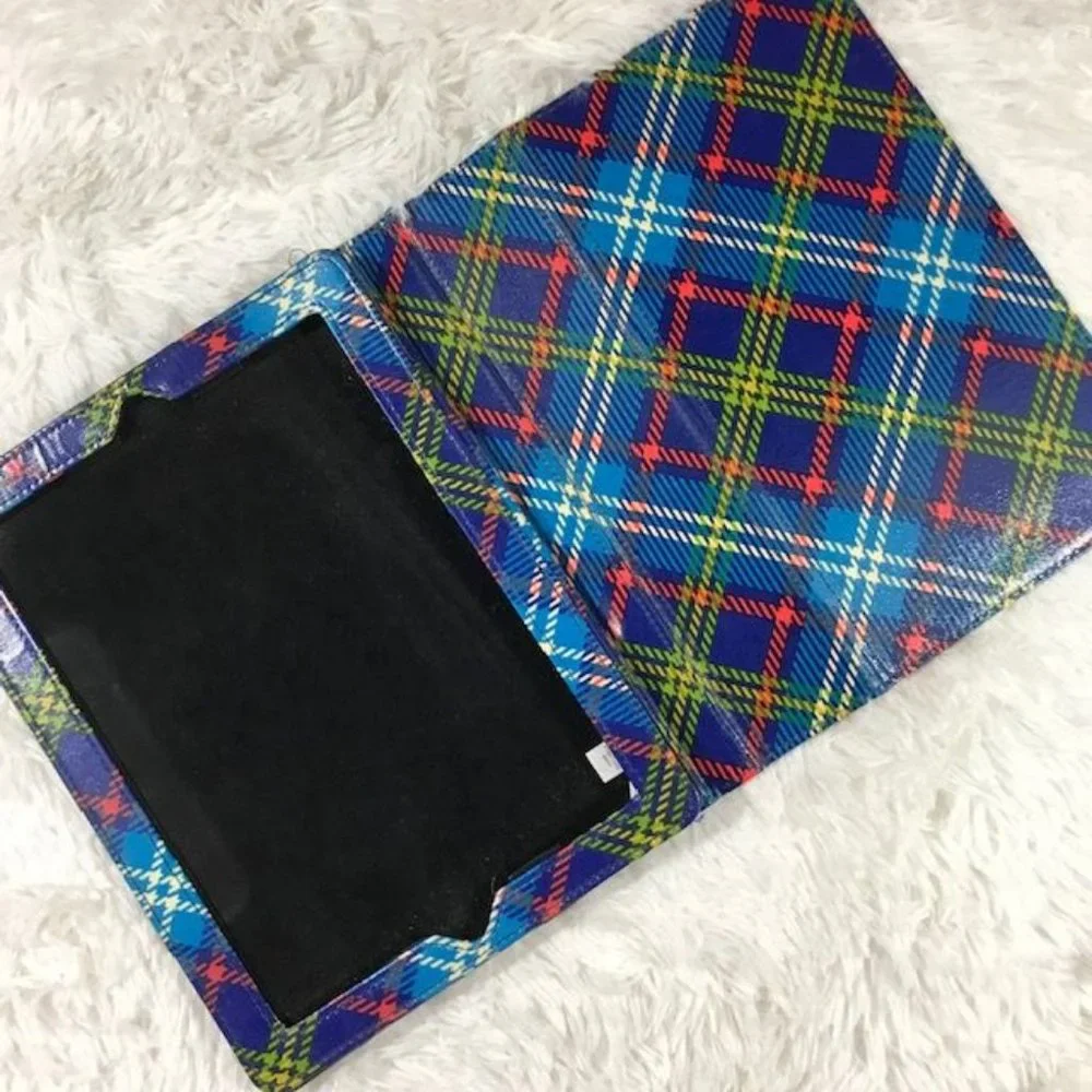 NWOT Blue Plaid 4th Generation IPad 2 IPad 3 Folio Cover Magnetic Flap Closure